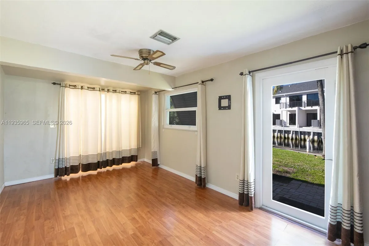 3081 SW 46th Ct, Dania Beach FL 33312