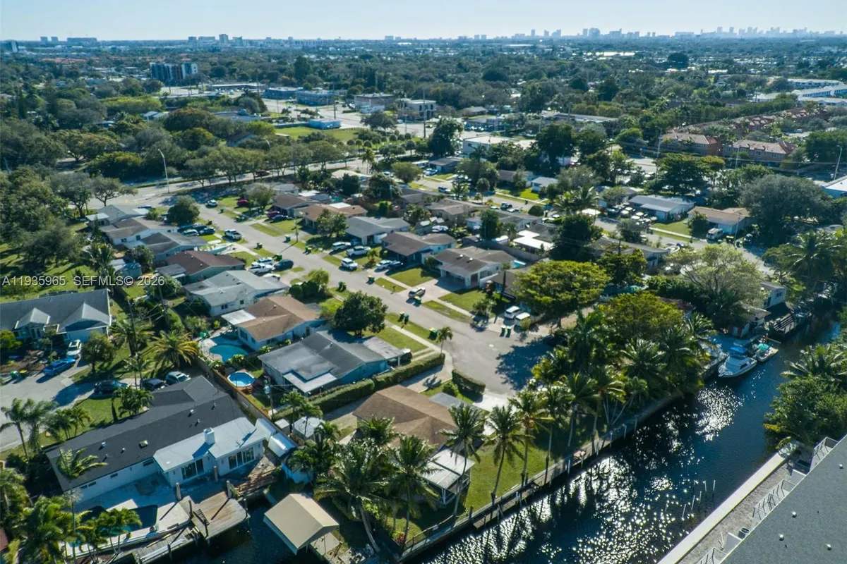 3081 SW 46th Ct, Dania Beach FL 33312