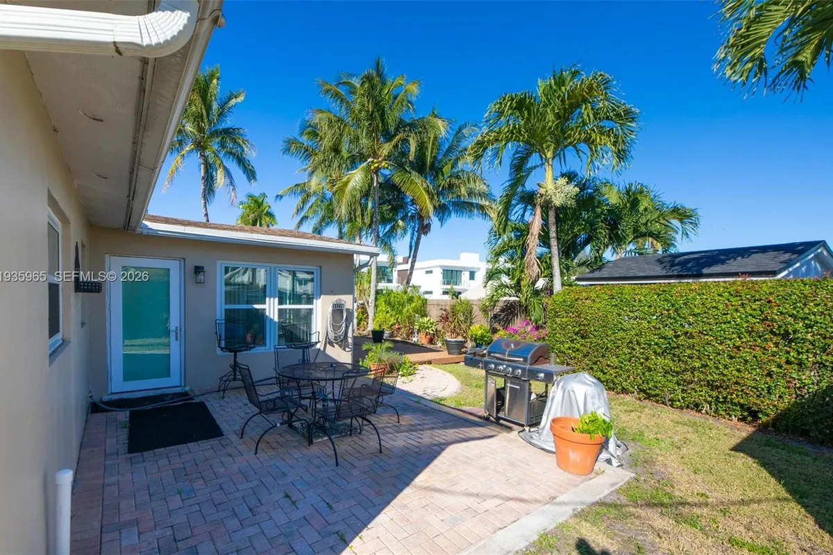 3081 SW 46th Ct, Dania Beach FL 33312