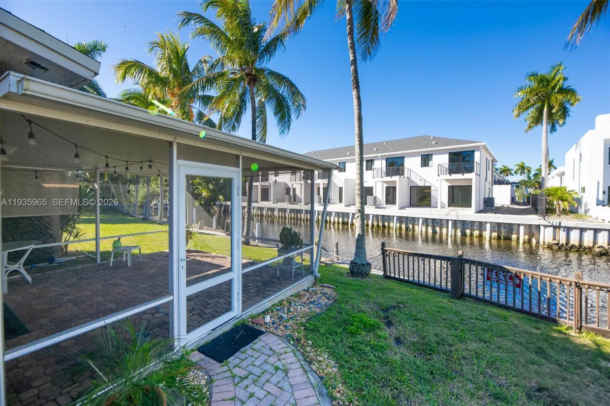 3081 SW 46th Ct, Dania Beach FL 33312