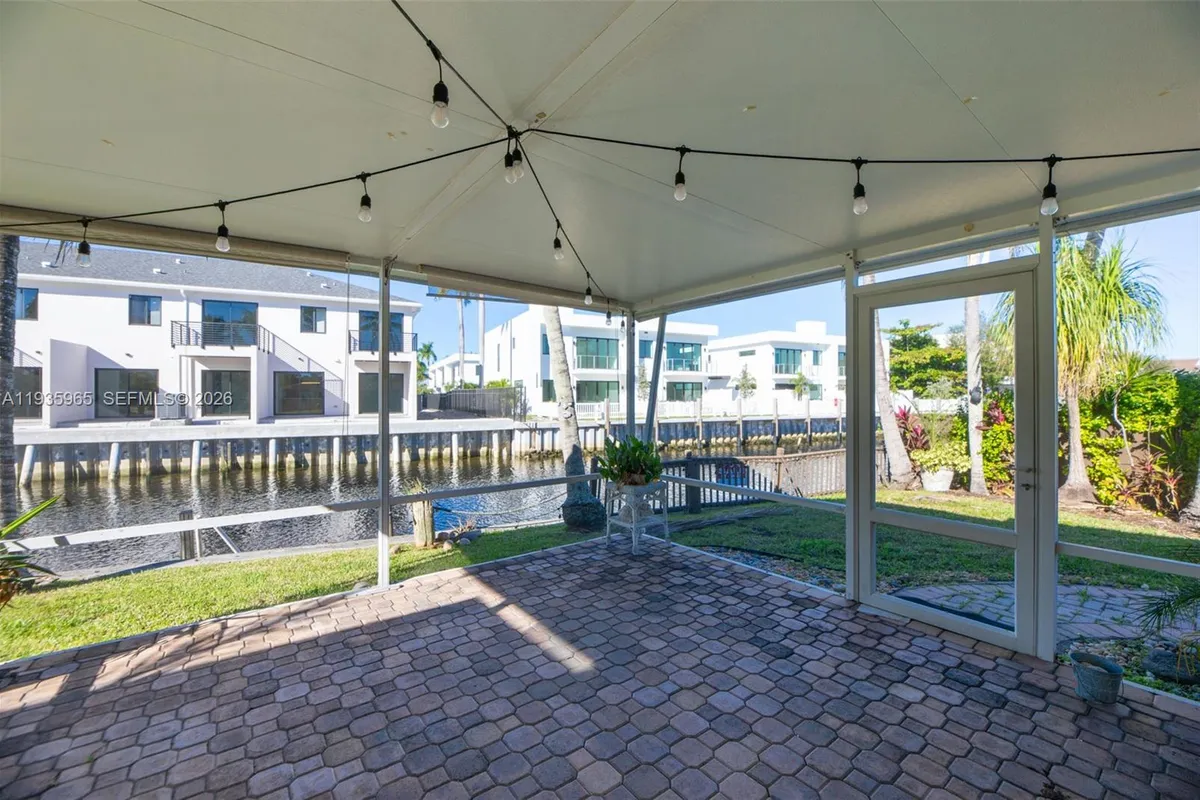 3081 SW 46th Ct, Dania Beach FL 33312