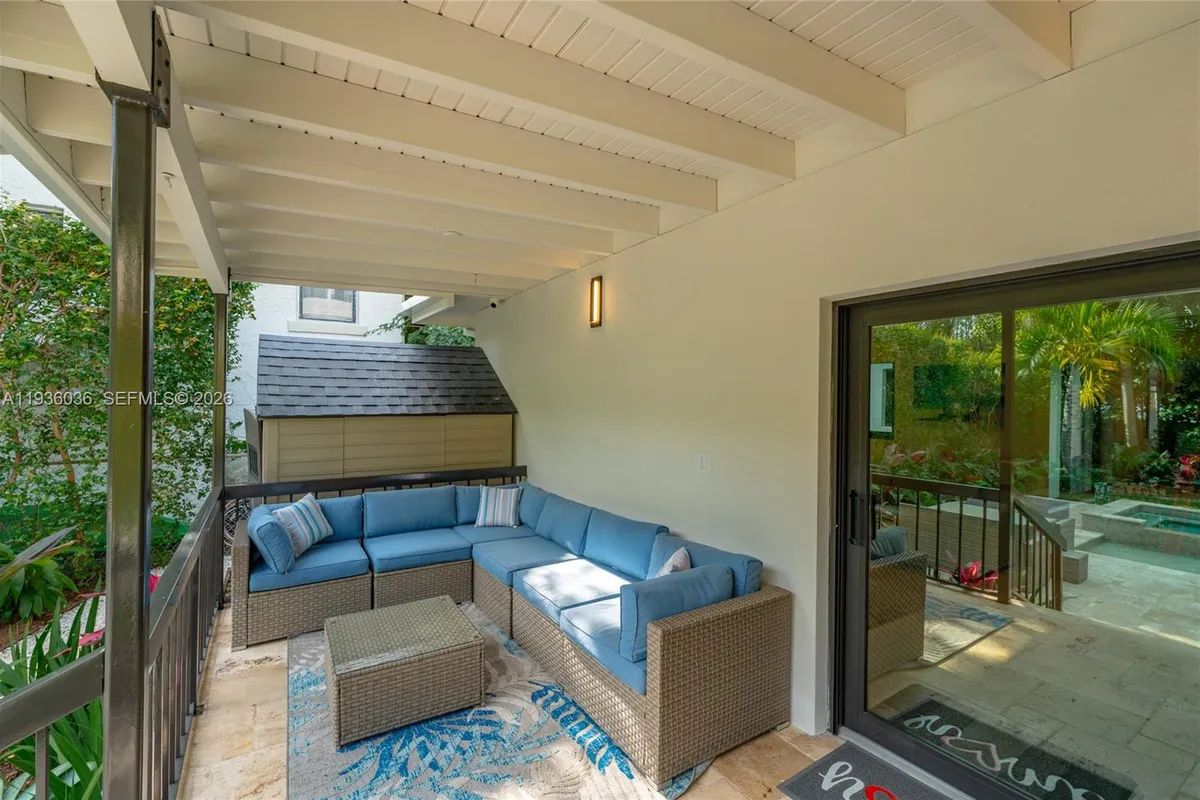 3141 N Bay Rd, Miami Beach FL 33140