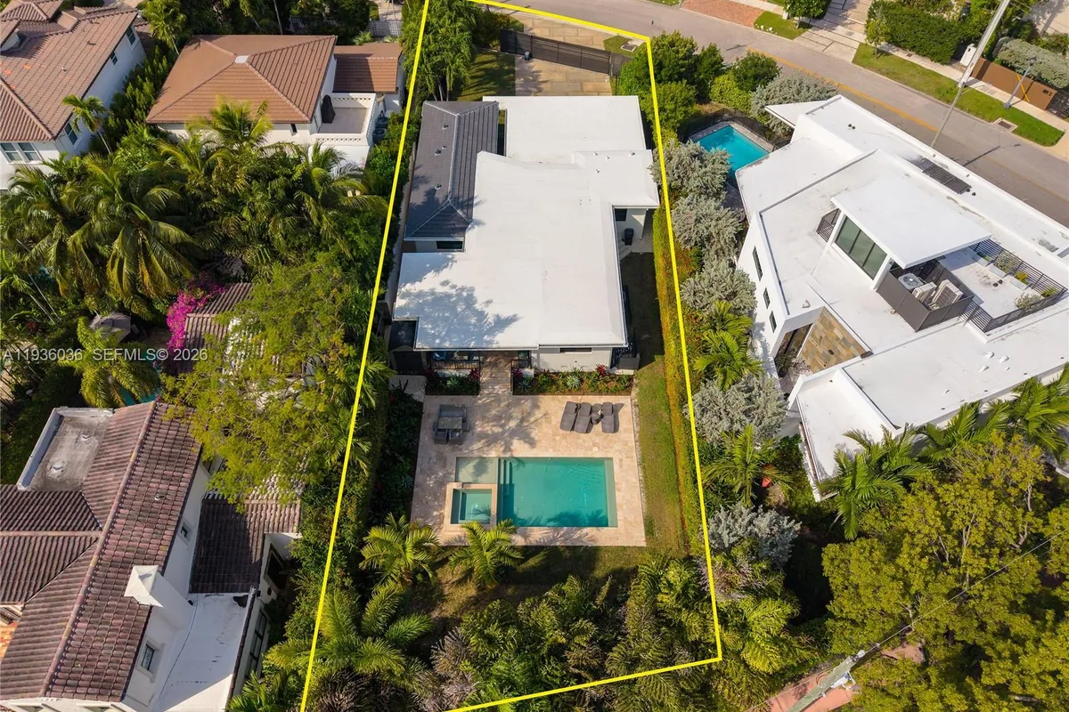 3141 N Bay Rd, Miami Beach FL 33140