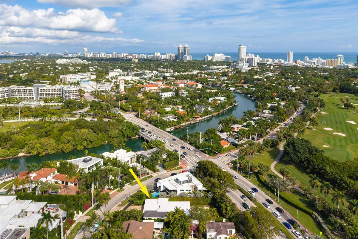 3141 N Bay Rd, Miami Beach FL 33140