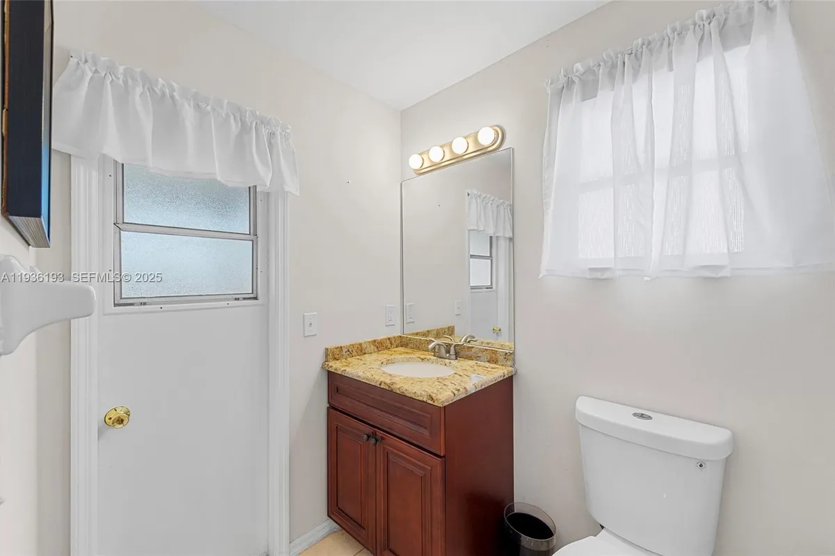 791 SW Hillsboro Cir, Port St. Lucie FL 34953