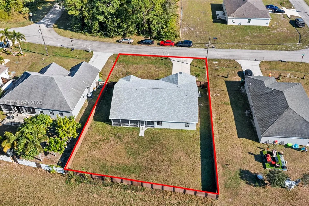 791 SW Hillsboro Cir, Port St. Lucie FL 34953