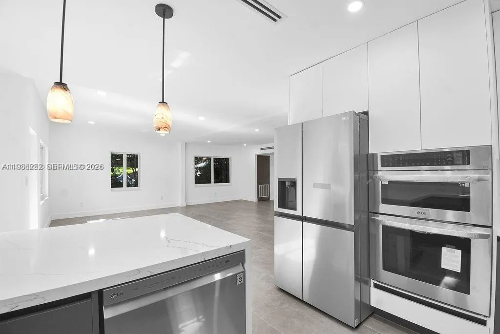 7902 SW 67th Ave, South Miami FL 33143