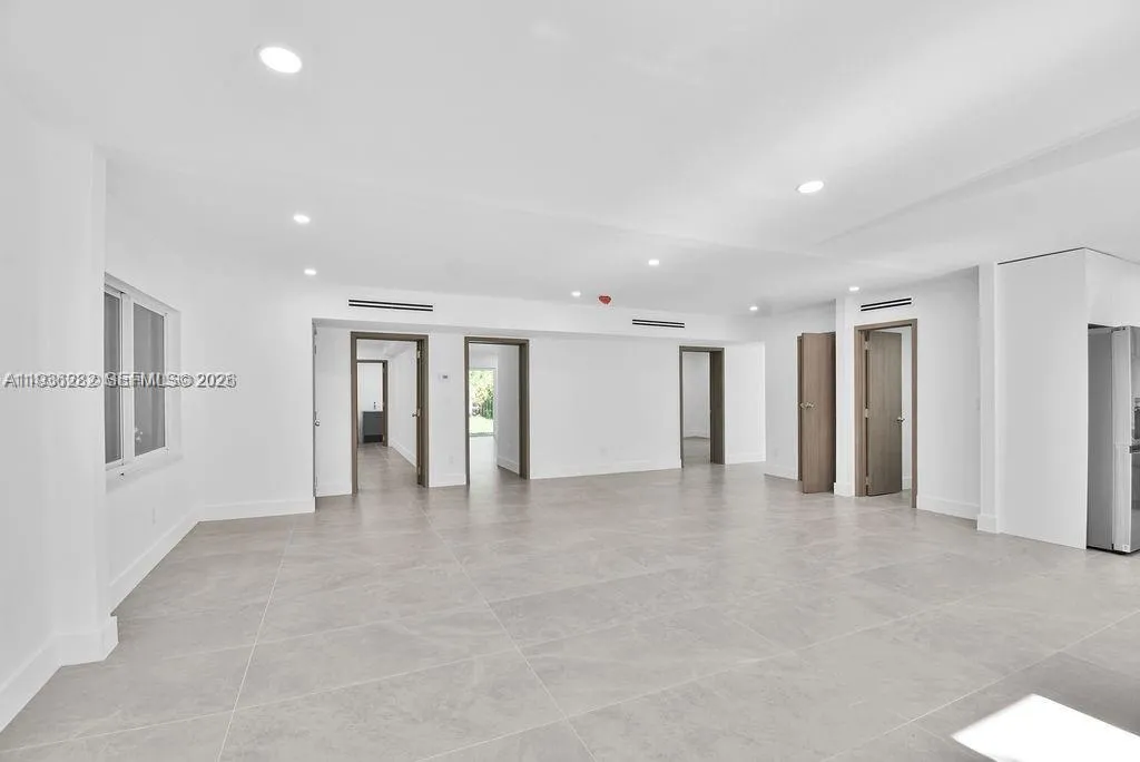 7902 SW 67th Ave, South Miami FL 33143