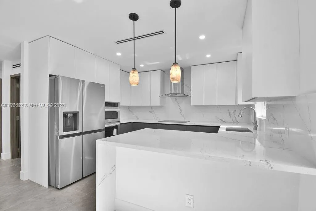 7902 SW 67th Ave, South Miami FL 33143