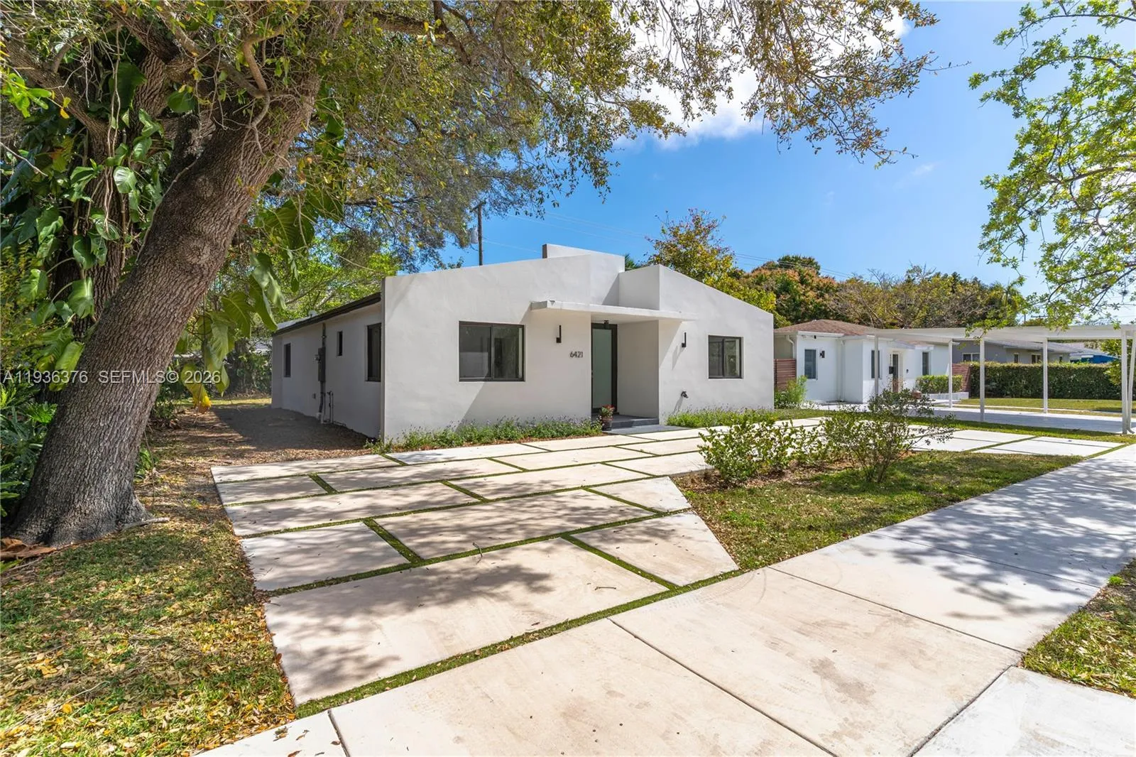 6421 SW 59th Ave, South Miami FL 33143