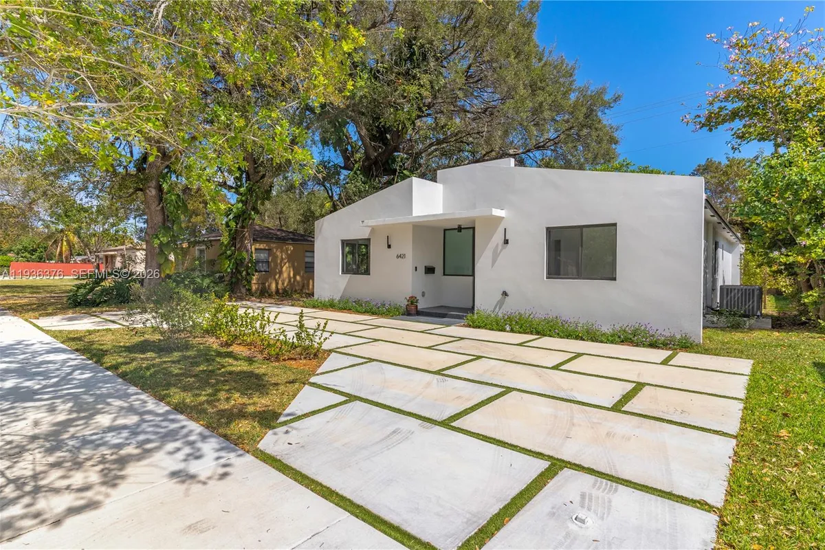 6421 SW 59th Ave, South Miami FL 33143
