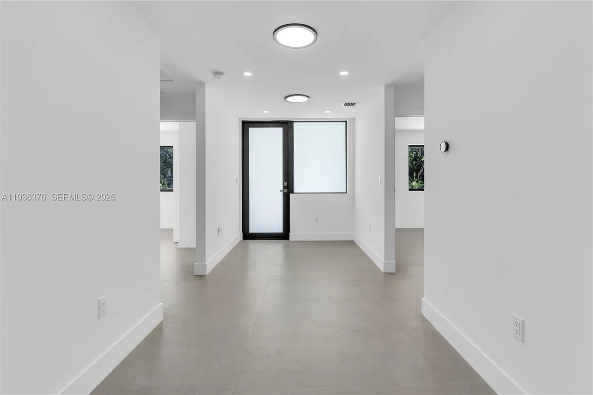 6421 SW 59th Ave, South Miami FL 33143