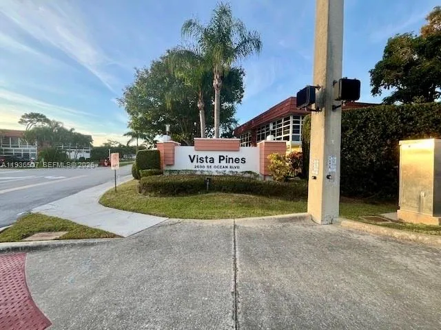 2600 SE Ocean Blvd # B11, Stuart FL 34996