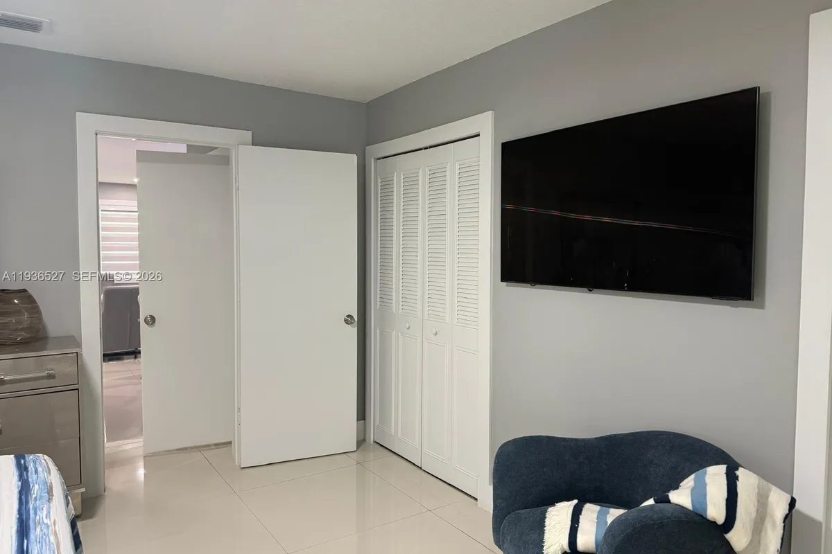 2600 SE Ocean Blvd # B11, Stuart FL 34996