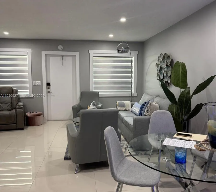 2600 SE Ocean Blvd # B11, Stuart FL 34996