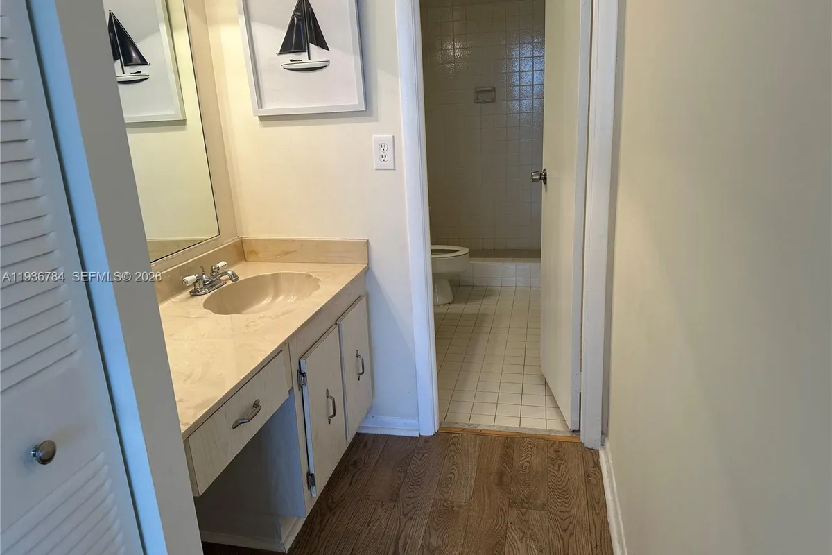 600 Three Islands Blvd # 1402, Hallandale Beach FL 33009