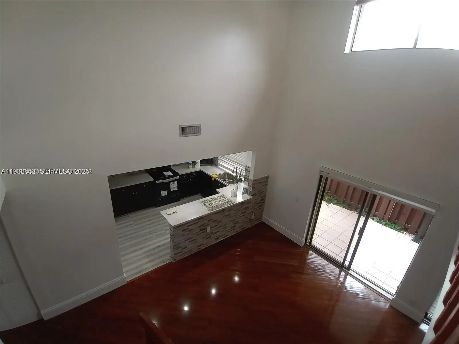 6533 NW 170th Ln, Hialeah FL 33015