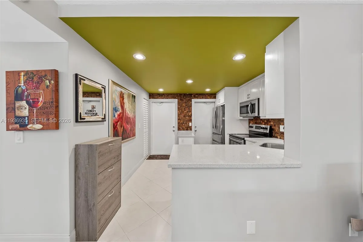 470 Paradise Isle Blvd # 310, Hallandale Beach FL 33009