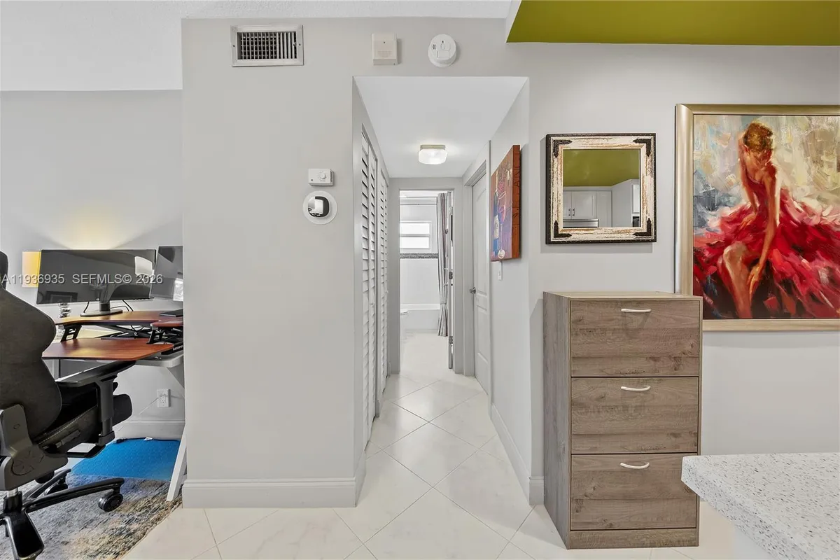 470 Paradise Isle Blvd # 310, Hallandale Beach FL 33009