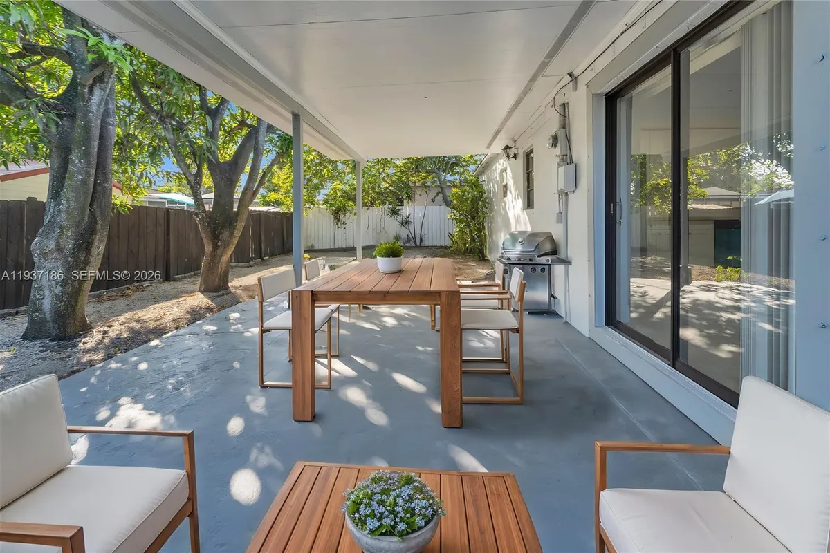 5208 NE 5th Ave # 0, Oakland Park FL 33334