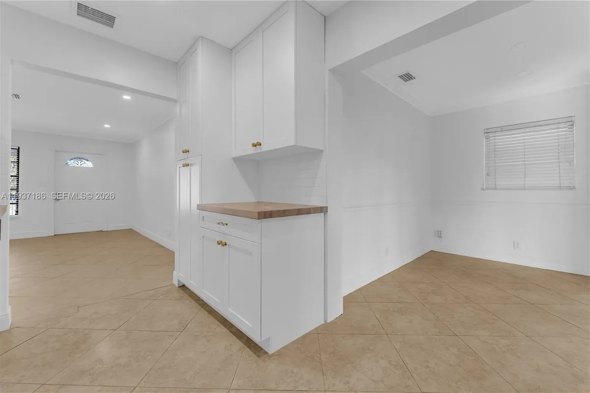 5208 NE 5th Ave # 0, Oakland Park FL 33334