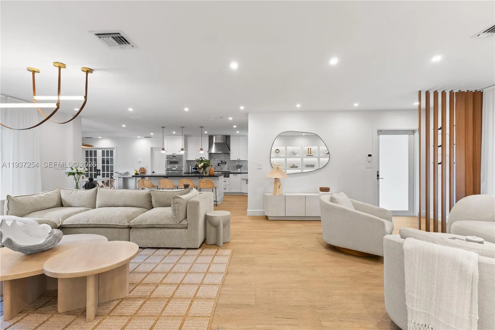 800 NE 72nd St, Miami FL 33138