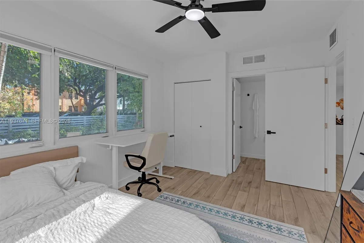 740 Meridian Ave # 11, Miami Beach FL 33139