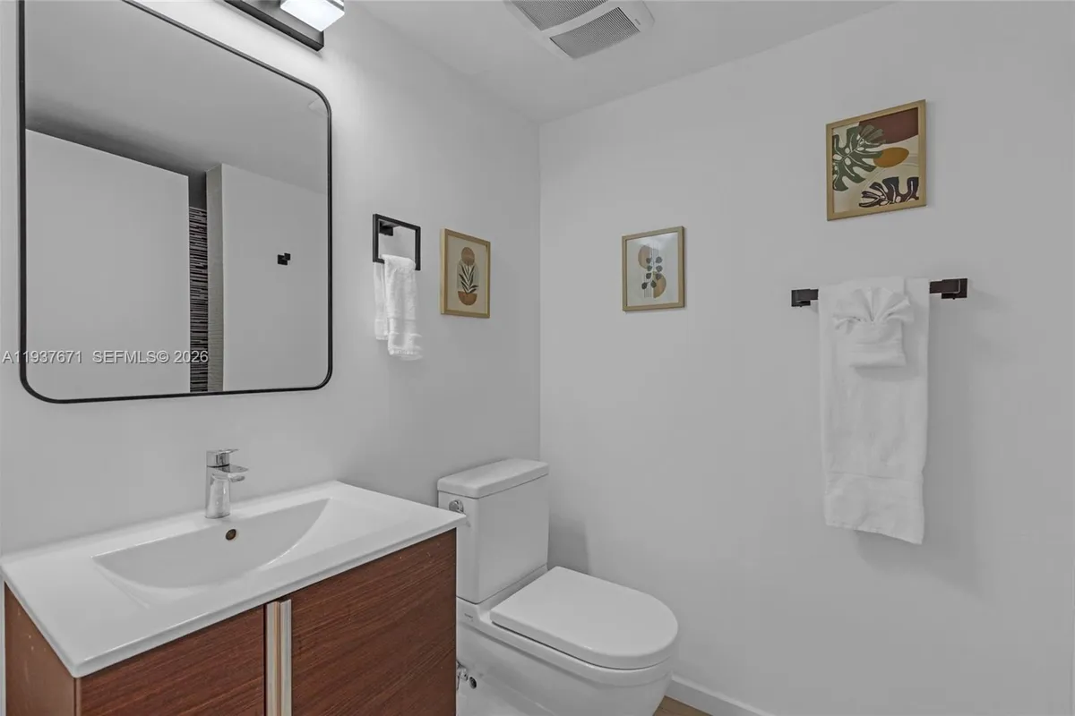 740 Meridian Ave # 11, Miami Beach FL 33139