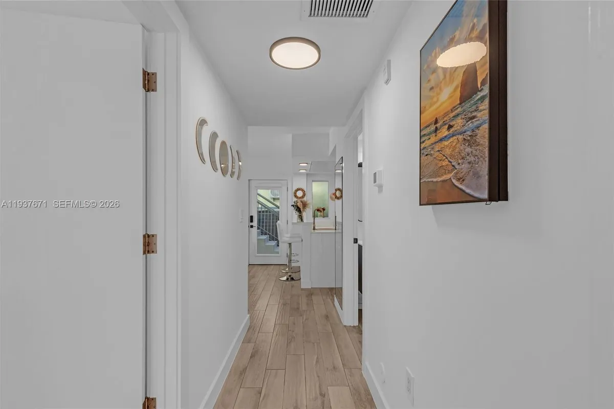 740 Meridian Ave # 11, Miami Beach FL 33139