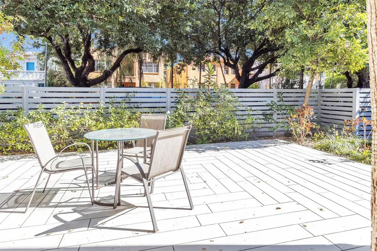 740 Meridian Ave # 11, Miami Beach FL 33139