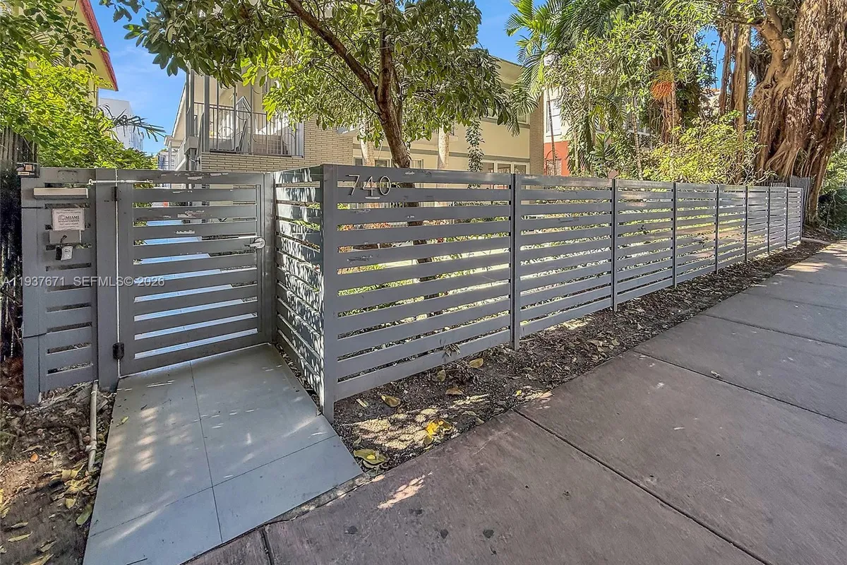 740 Meridian Ave # 11, Miami Beach FL 33139