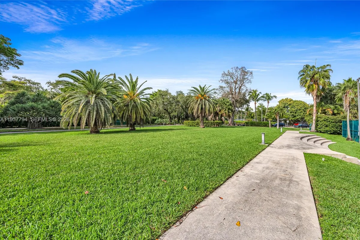 720 NE 69th St # 12W, Miami FL 33138