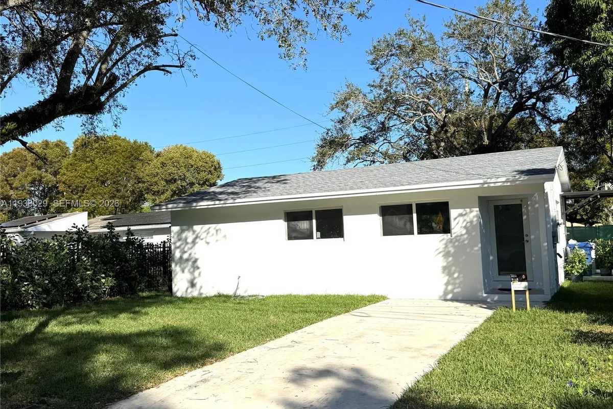 6091 SW 64th Ter, South Miami FL 33143