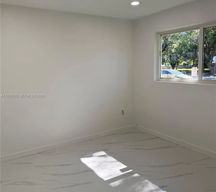 6091 SW 64th Ter, South Miami FL 33143