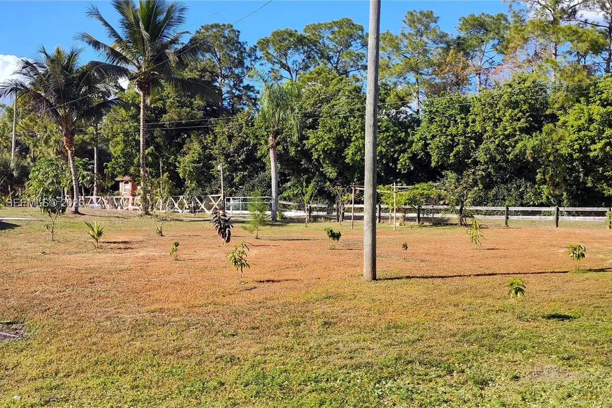 15780 N 62nd Pl N, Loxahatchee FL 33470