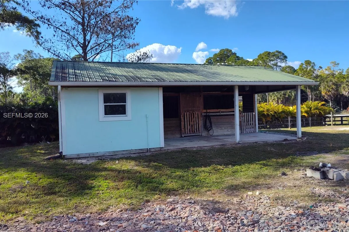 15780 N 62nd Pl N, Loxahatchee FL 33470