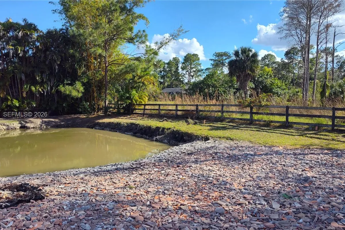 15780 N 62nd Pl N, Loxahatchee FL 33470