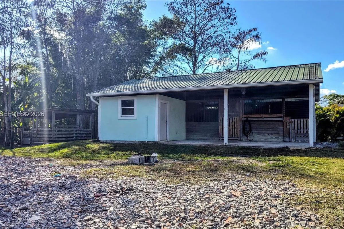 15780 N 62nd Pl N, Loxahatchee FL 33470