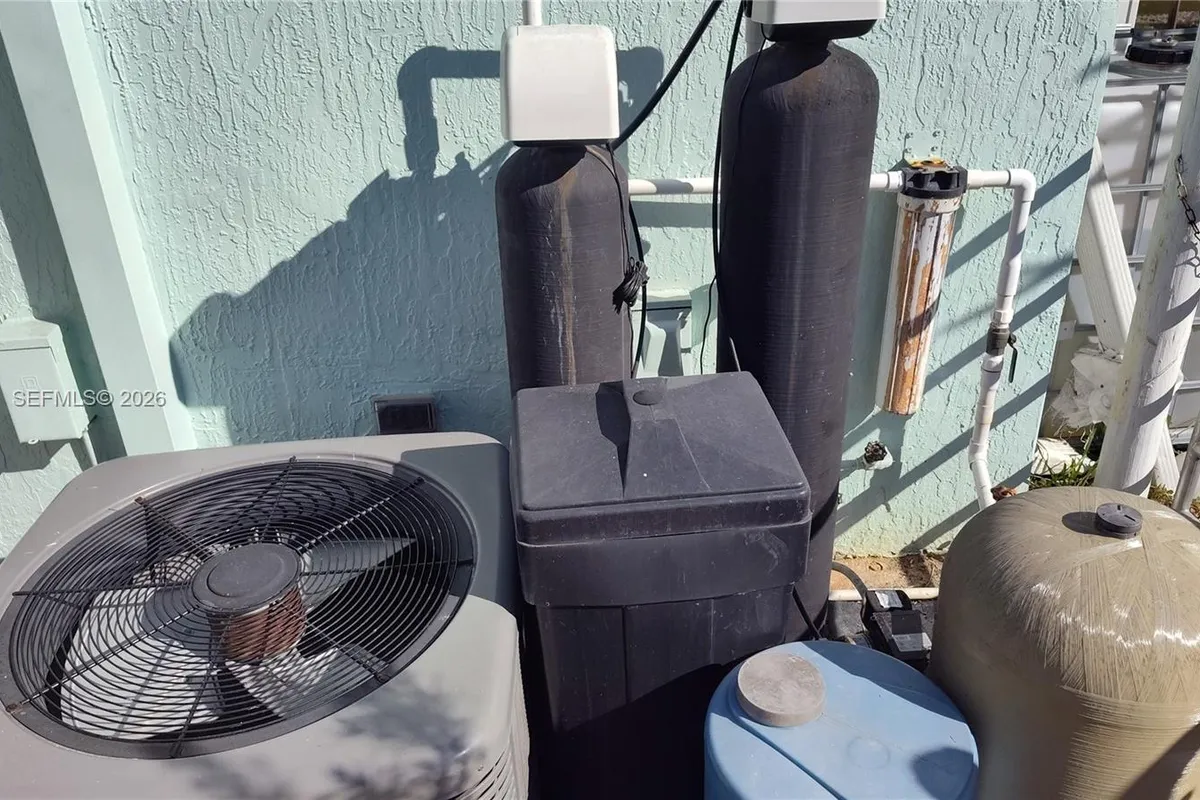 15780 N 62nd Pl N, Loxahatchee FL 33470