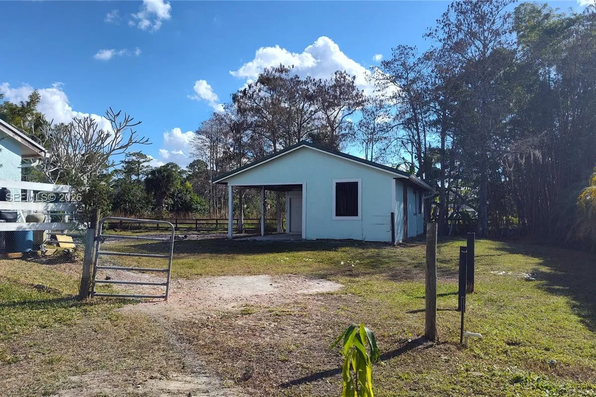15780 N 62nd Pl N, Loxahatchee FL 33470