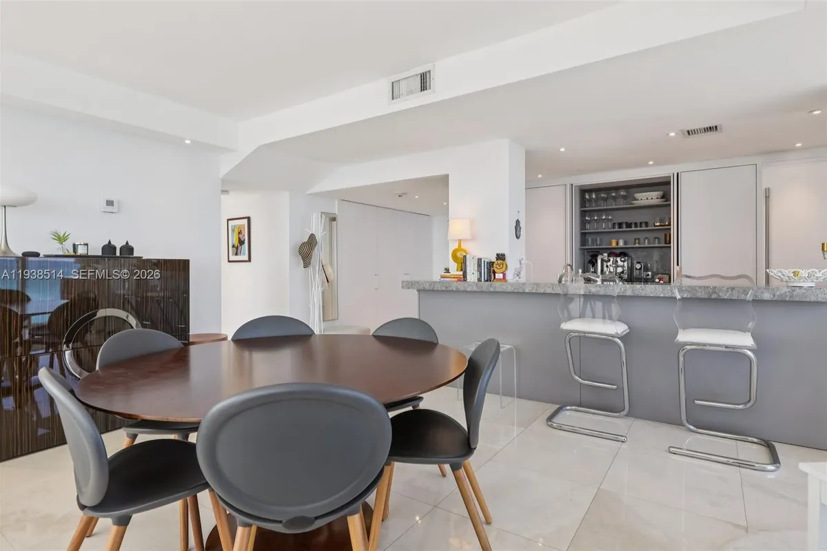 10275 Collins Ave # 1110, Bal Harbour FL 33154