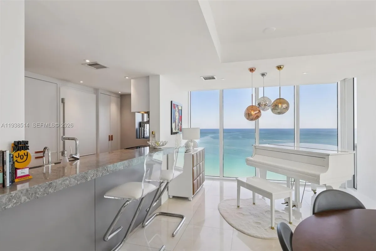 10275 Collins Ave # 1110, Bal Harbour FL 33154