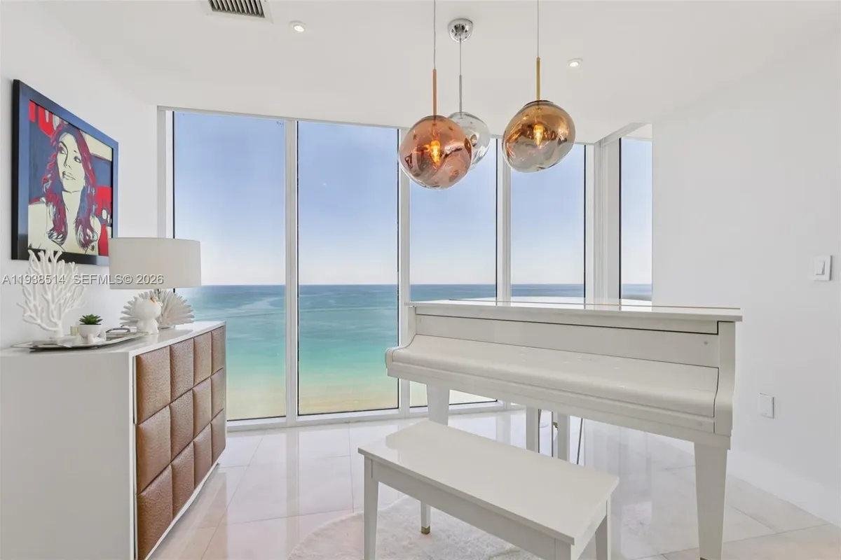 10275 Collins Ave # 1110, Bal Harbour FL 33154