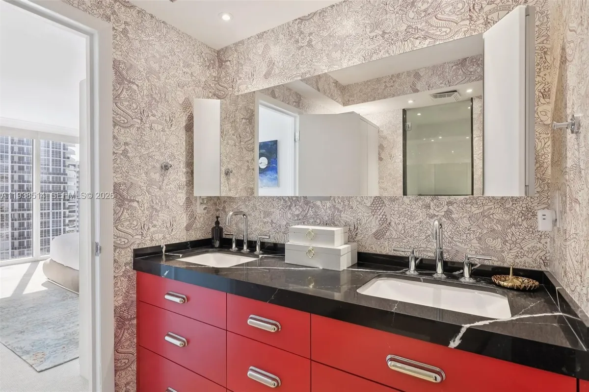 10275 Collins Ave # 1110, Bal Harbour FL 33154