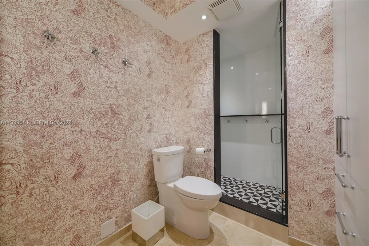 10275 Collins Ave # 1110, Bal Harbour FL 33154