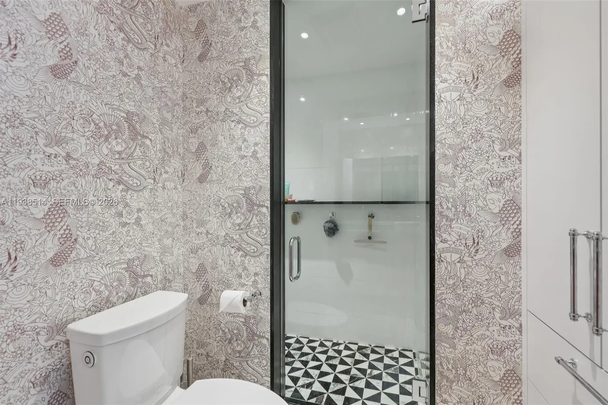 10275 Collins Ave # 1110, Bal Harbour FL 33154