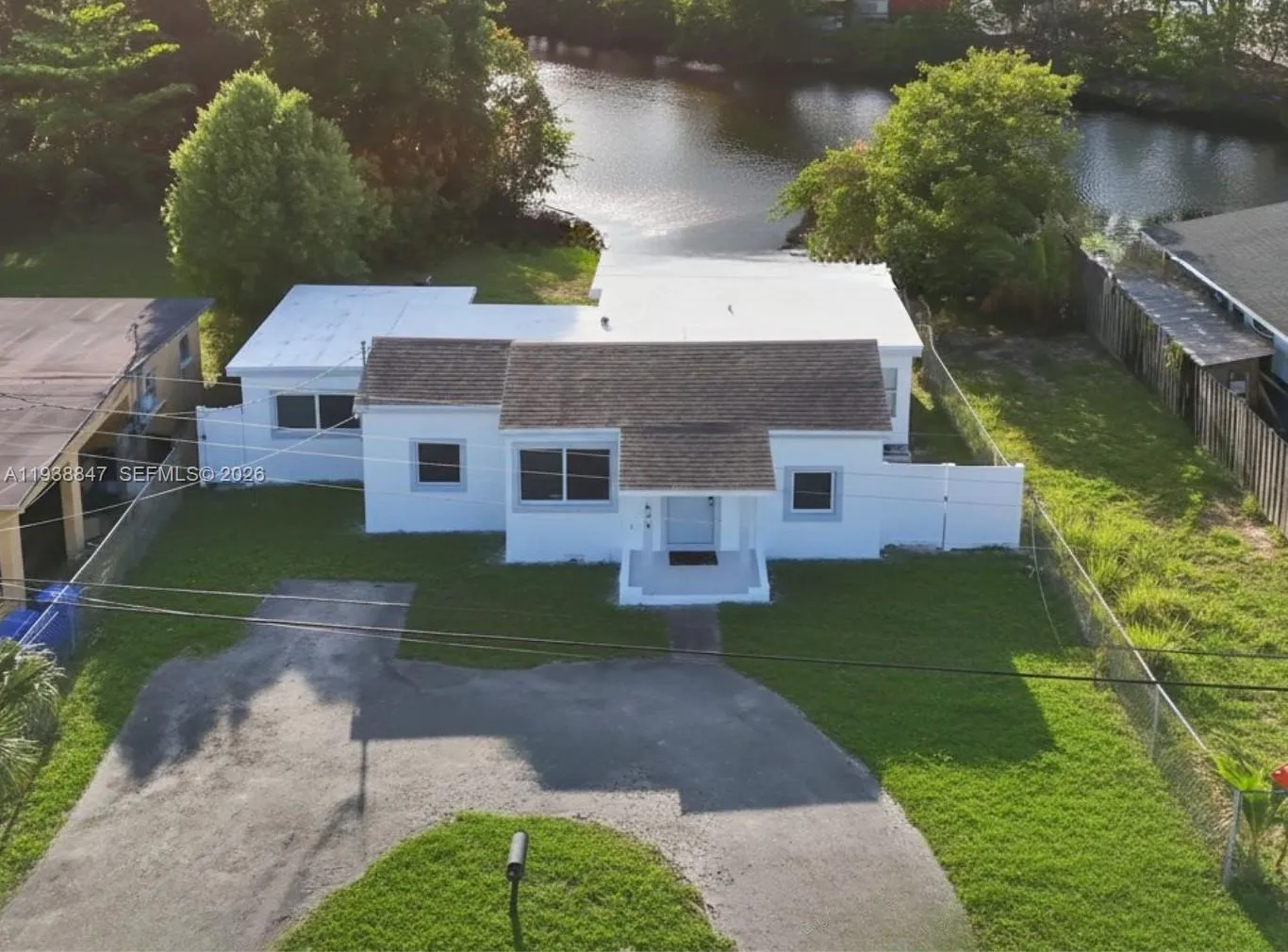 649 NW 24th Ave, Fort Lauderdale FL 33311