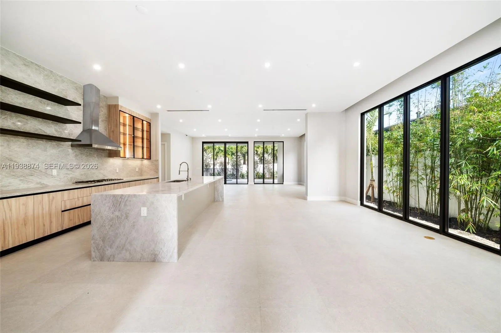 1117 SE 9th St, Fort Lauderdale FL 33316