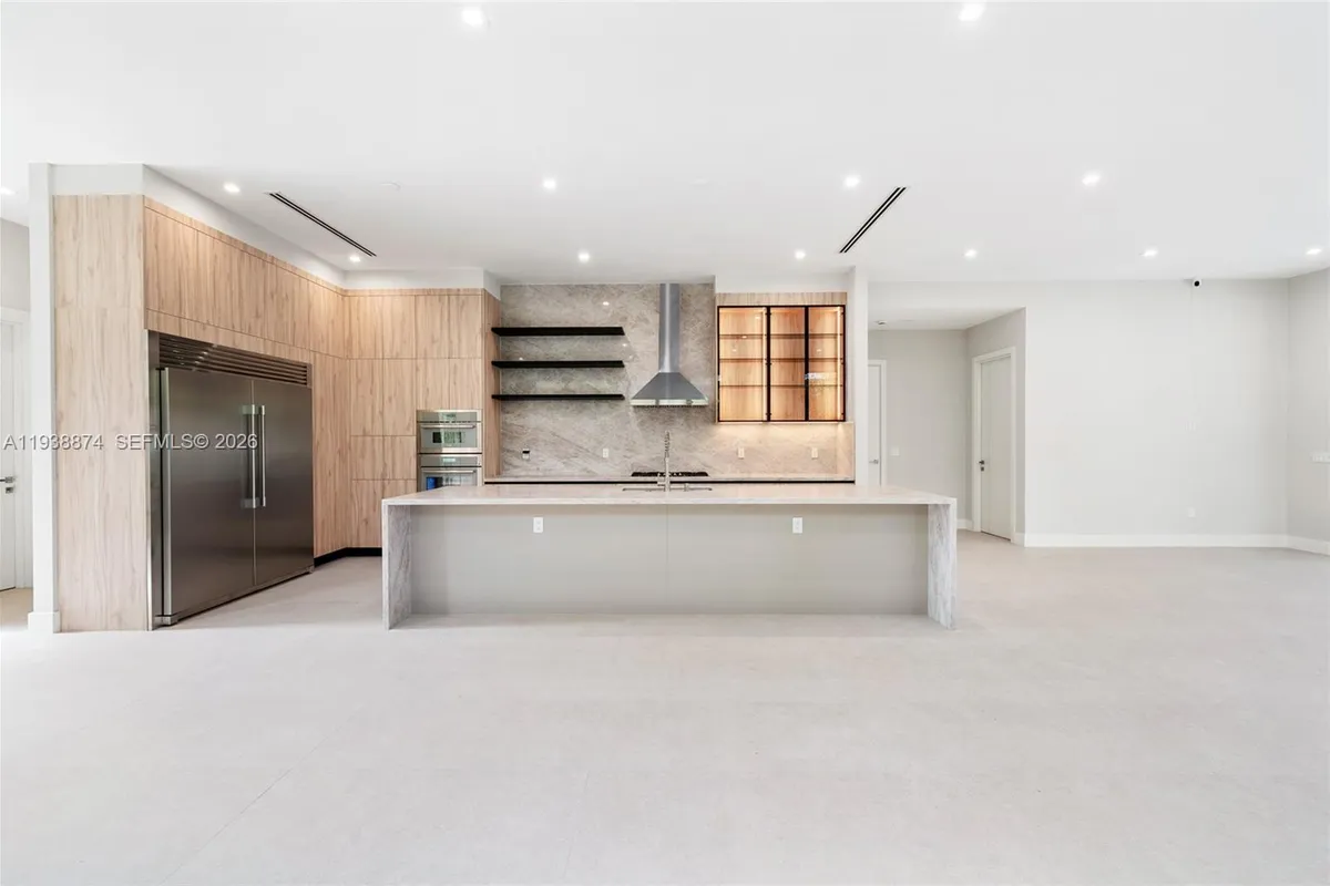 1117 SE 9th St, Fort Lauderdale FL 33316