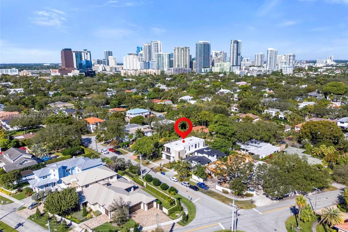 1117 SE 9th St, Fort Lauderdale FL 33316